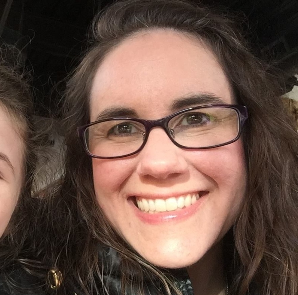 Meet your Posher, Lisa